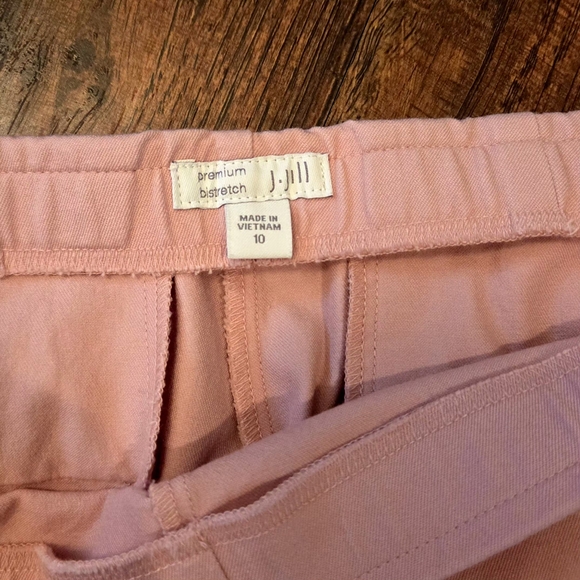 J. Jill Pink Pull on Pants Size 10 Premium bistretch Crop Length - Picture 3 of 11